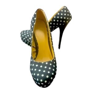 Polka Dot Heels size 6 FOREVER 21 Wedge 5 inches Heel Sandals